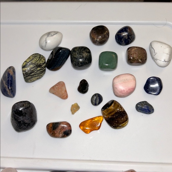 Tumbled Crystal Bundle - Picture 2 of 4